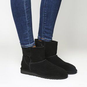 NEW Ugg Womens Size 6 Classic Unlined Mini‎ 1017532 Black Suede Leather Boots